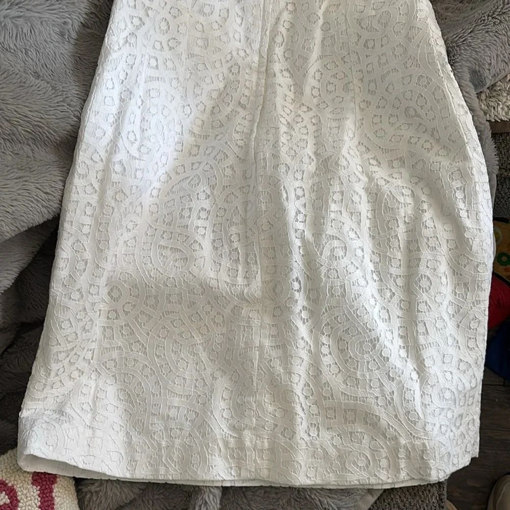 White Lace dress - Picture 3 of 3